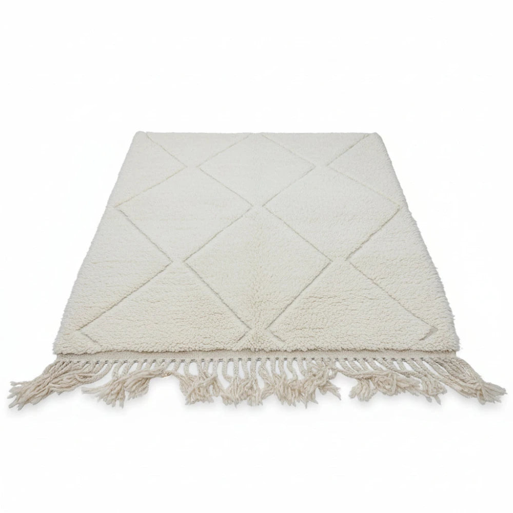 Tapis berbère à losanges blancs