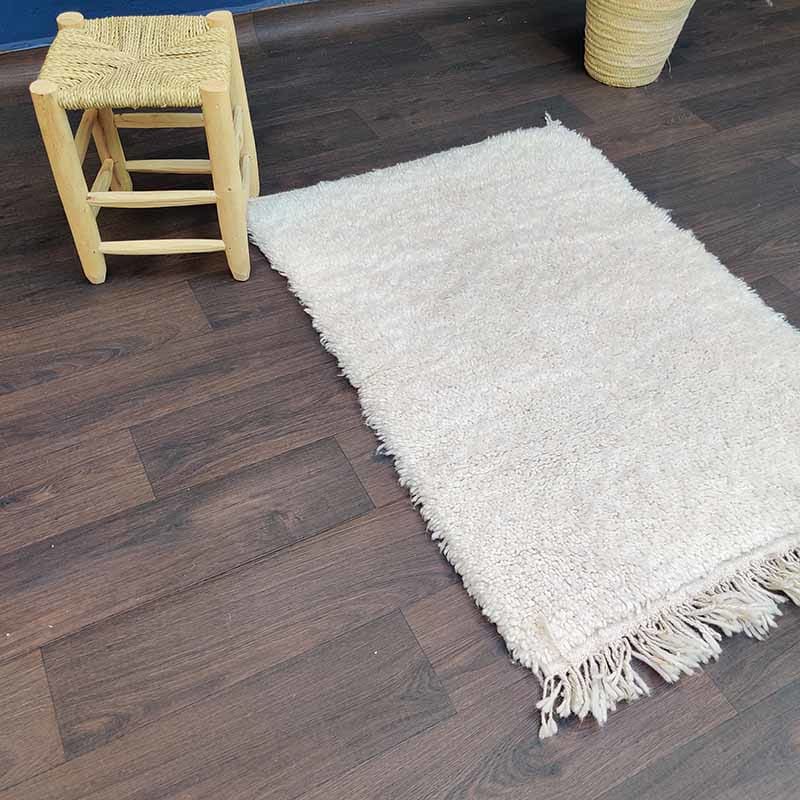 tapis marocain blanc