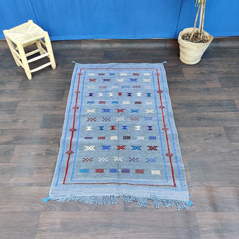tapis marocain bleu ciel