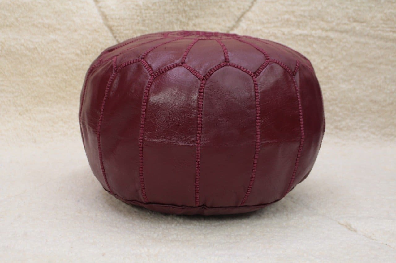 pouf en cuir bordeaux