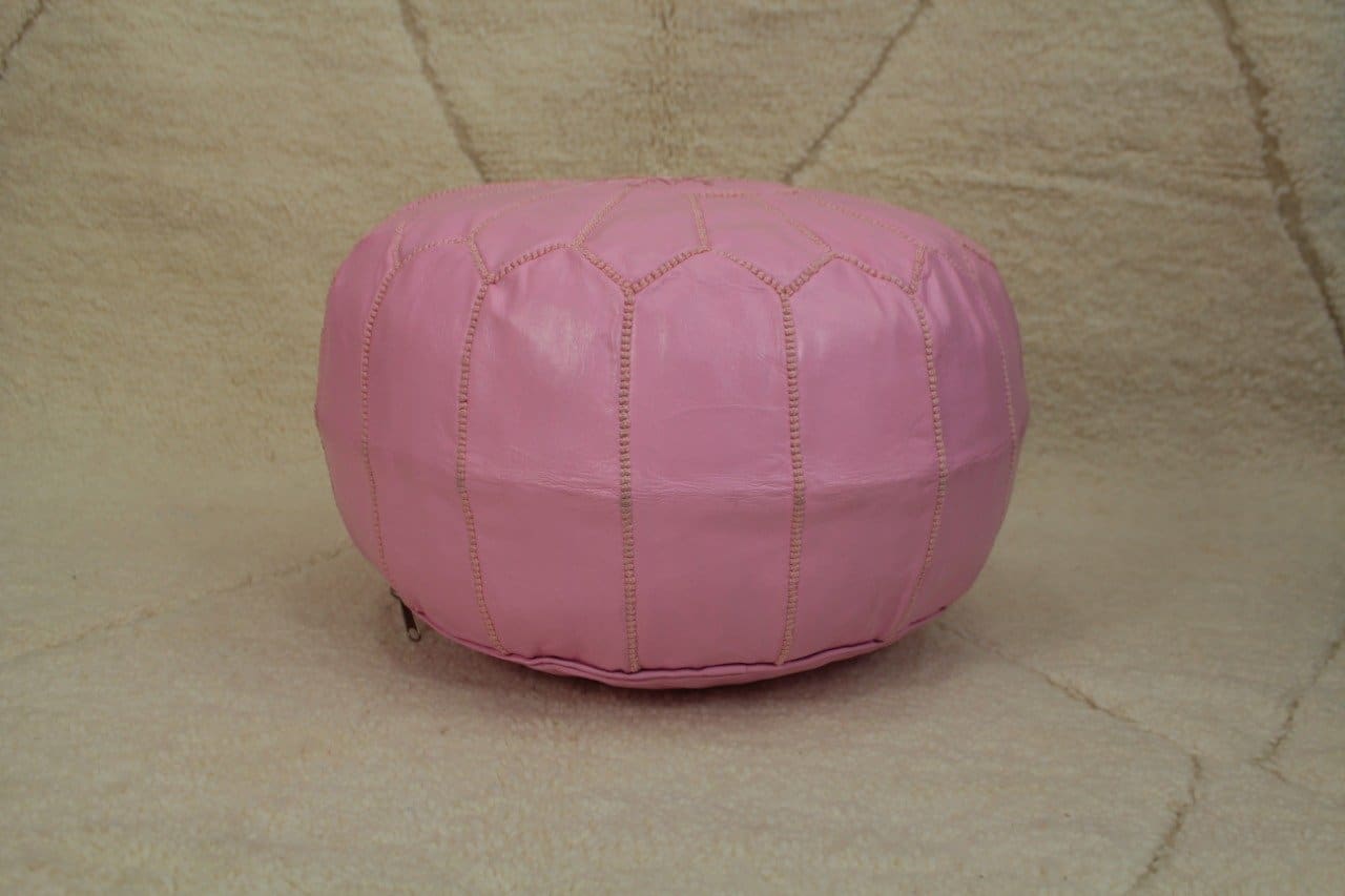 pouf en cuir rose