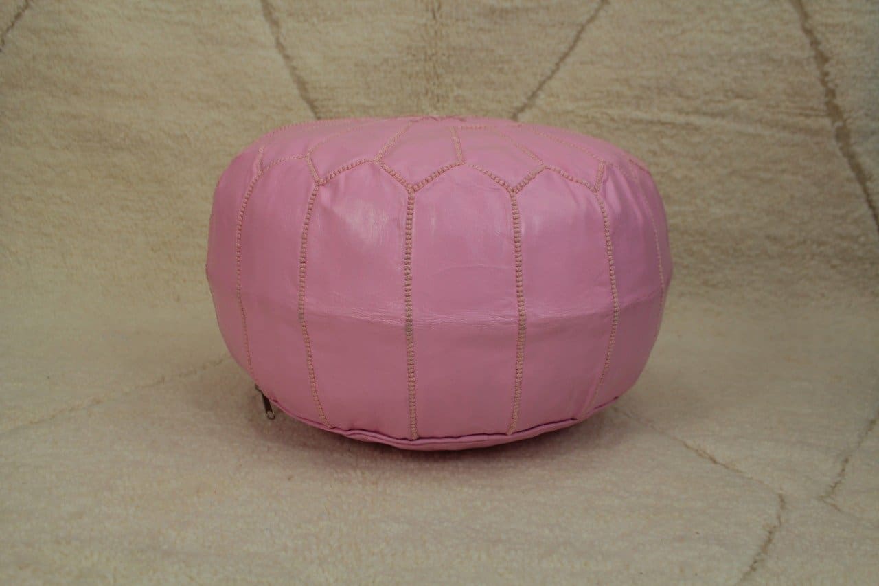 pouf en cuir rose