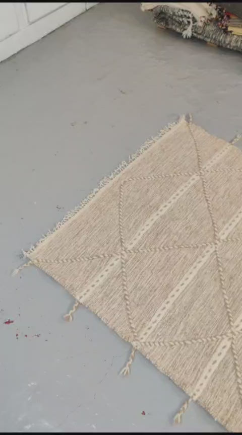 video du tapis zanafin crème