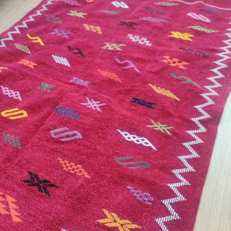 Tapis berbère artisanat rouge | MAZIR