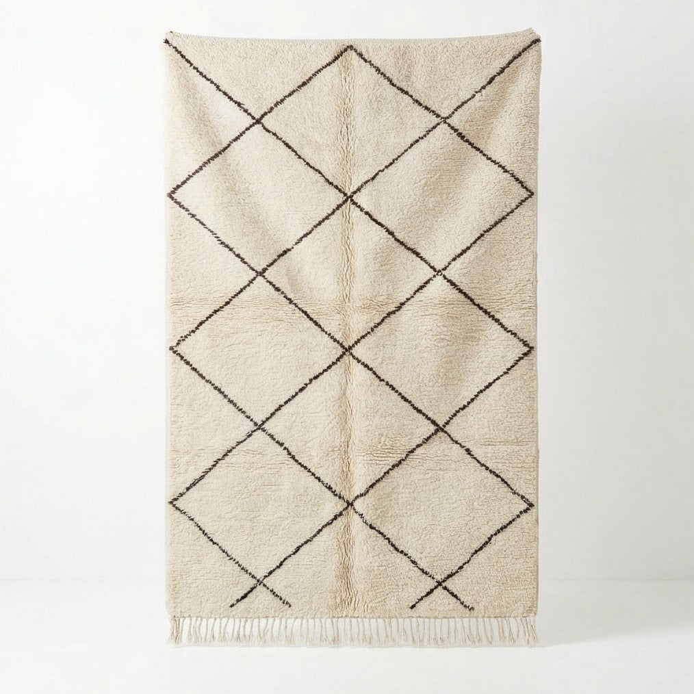 Tapis berbère blanc à losanges noirs 200x300 cm