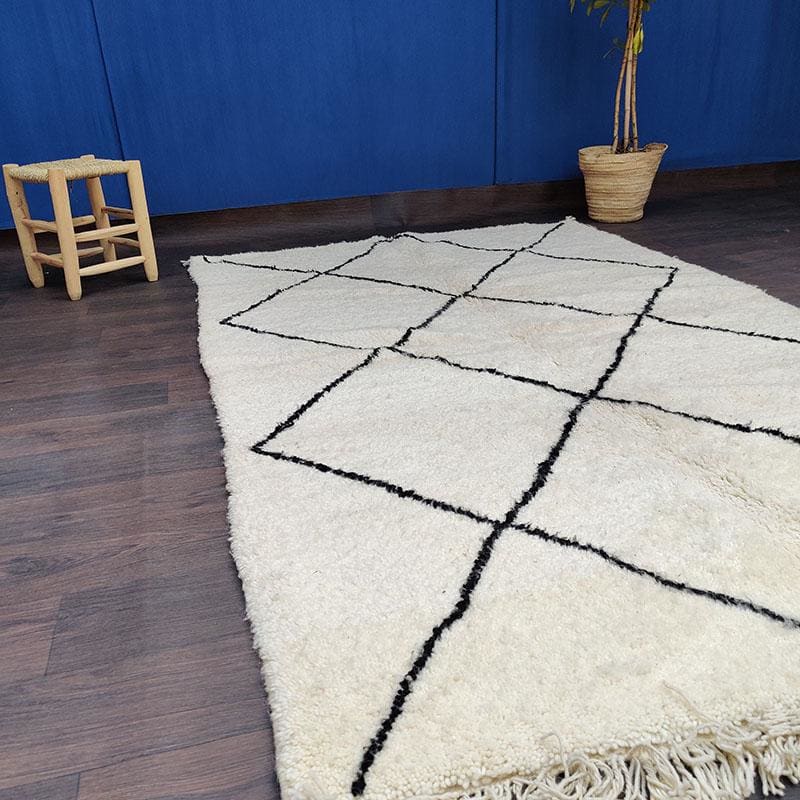 tapis marocain blanc et noir