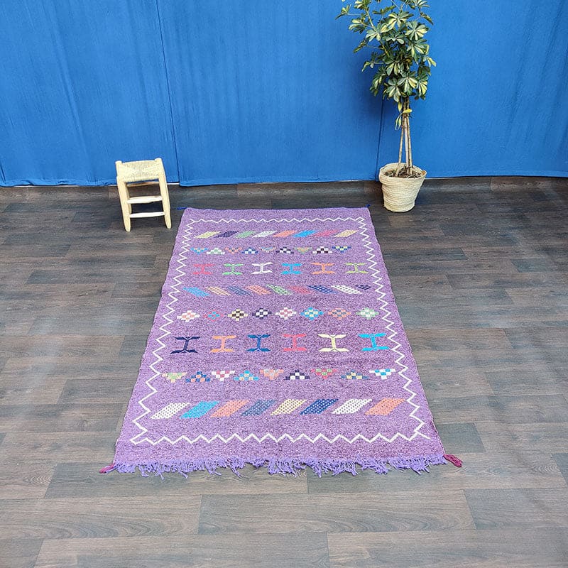 tapis marocain mauve