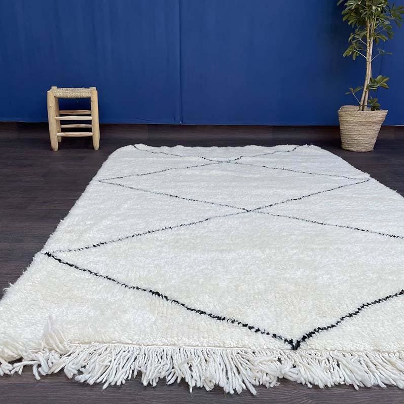 tapis marocain blanc et noir
