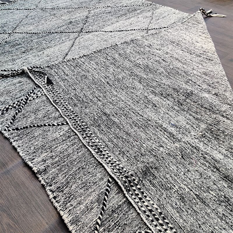 Tapis berbère Noir Zanafi 200x300 cm - Tapis