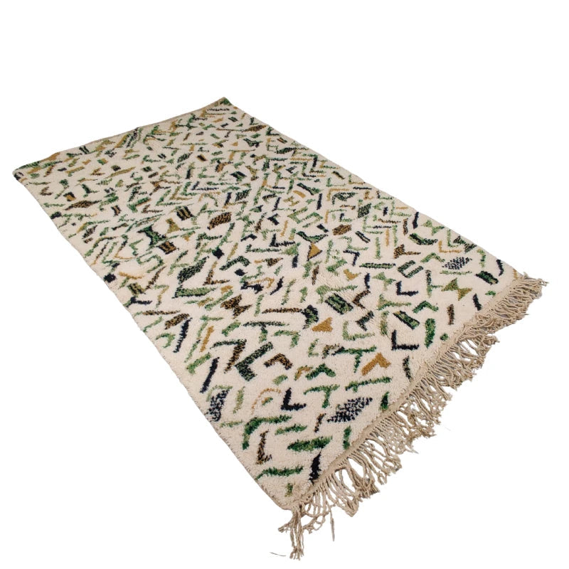 Vue d'ensemble du tapis berbère vert inspiré du printemps