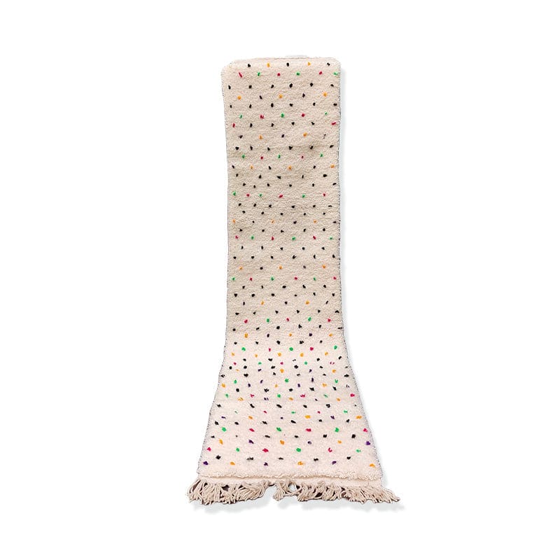 long tapis berbère fait main au Maroc