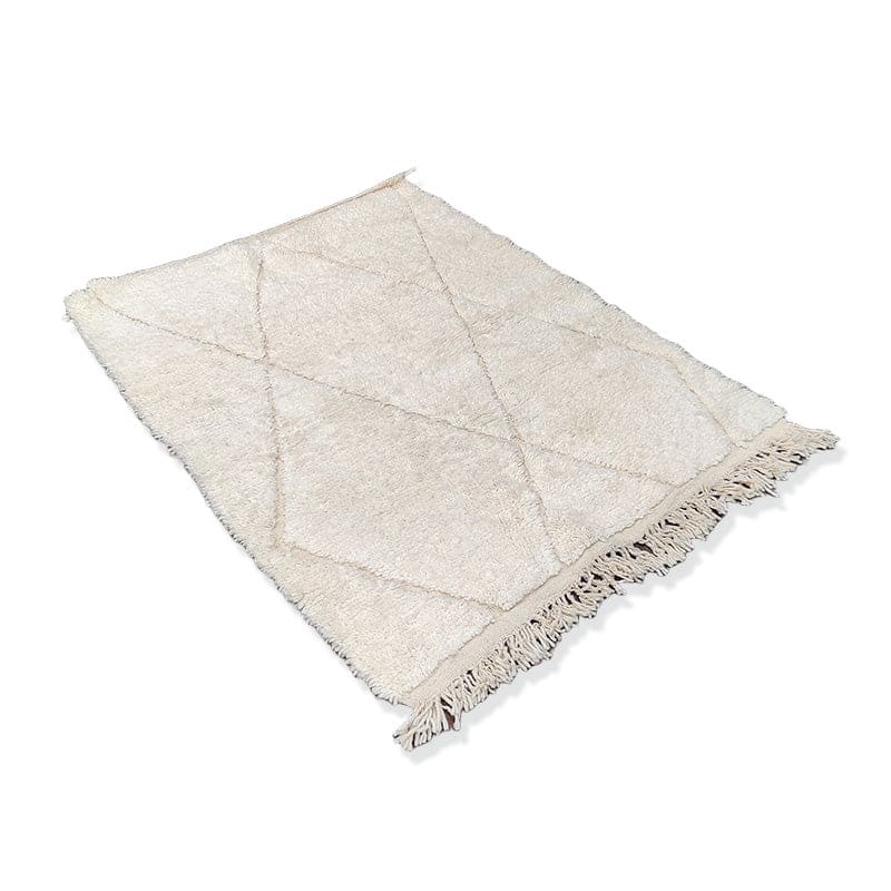 tapis blanc fait main au Maroc