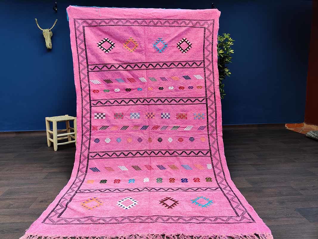 tapis marocain rose