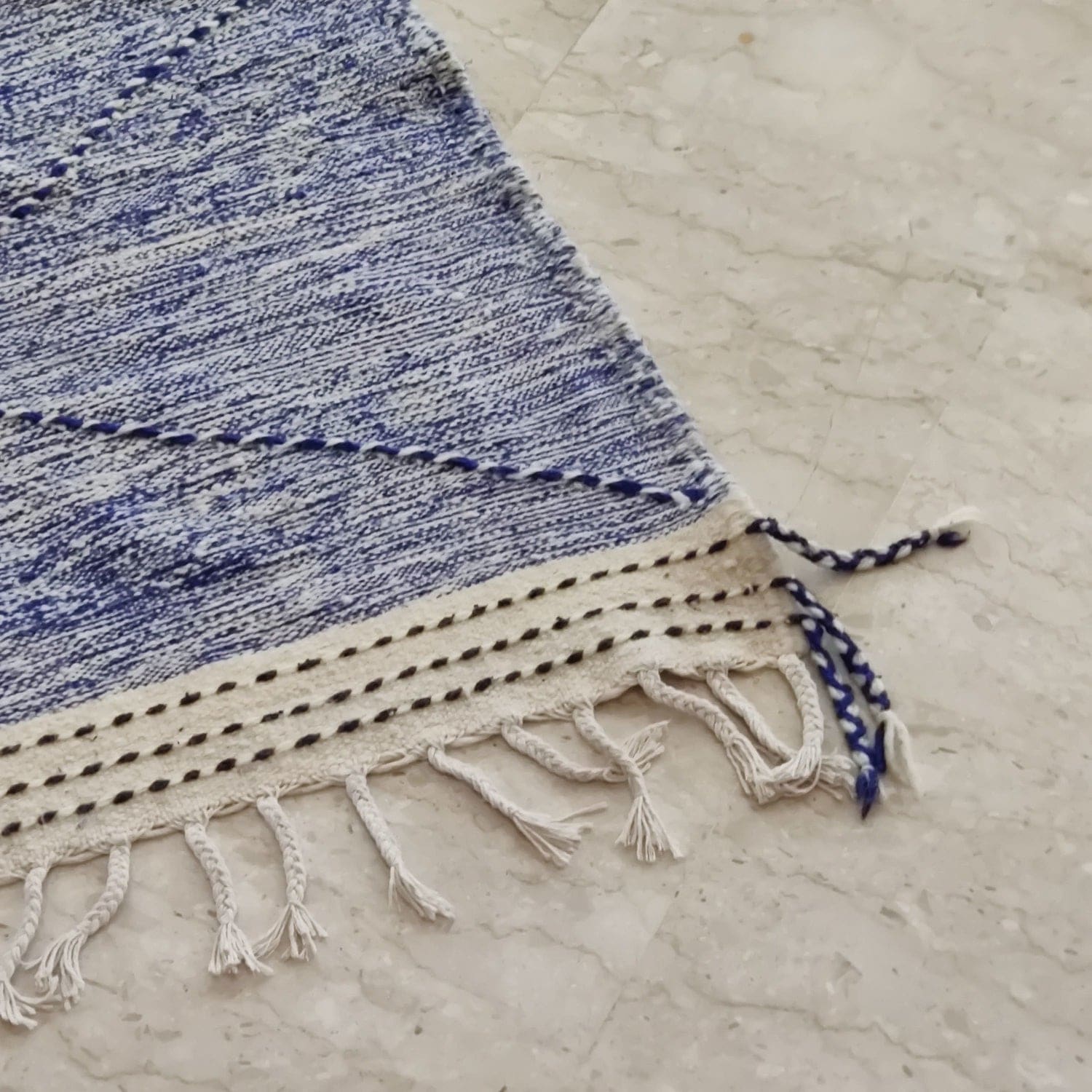 tapis zanafi bleu berbère