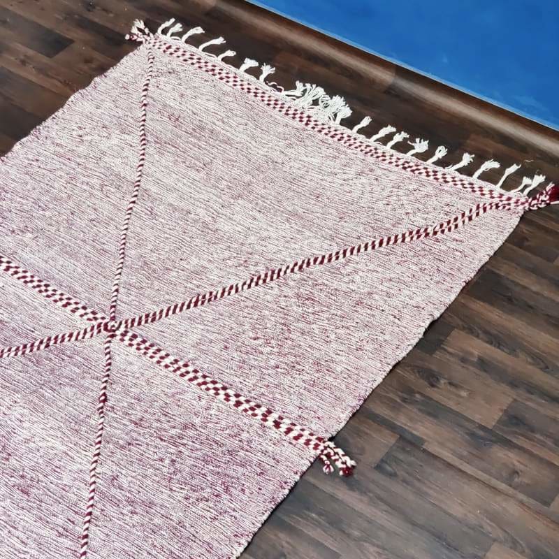 tapis bordeaux 