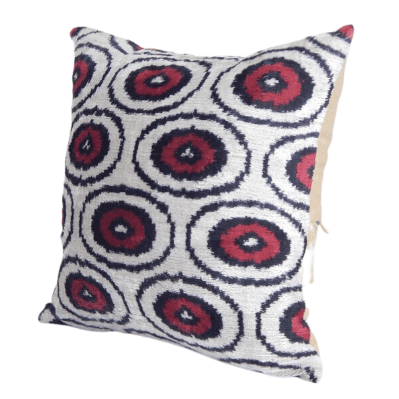 Coussin Ikat Rouge et Noir design cercle 