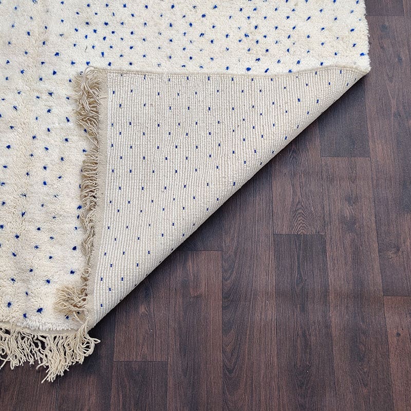 tapis artisanal marocain motif petit pois