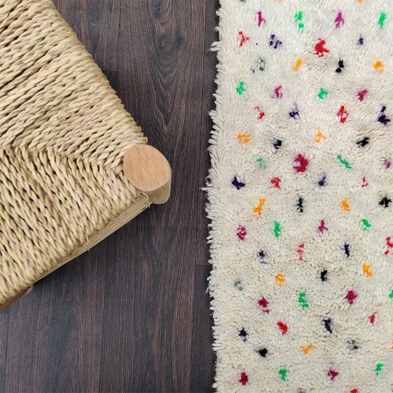 joli petit tapis fait main au Maroc