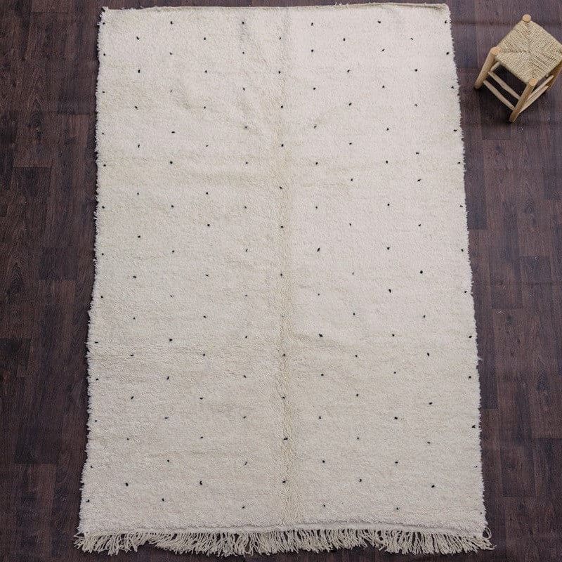 tapis marocain pois noir