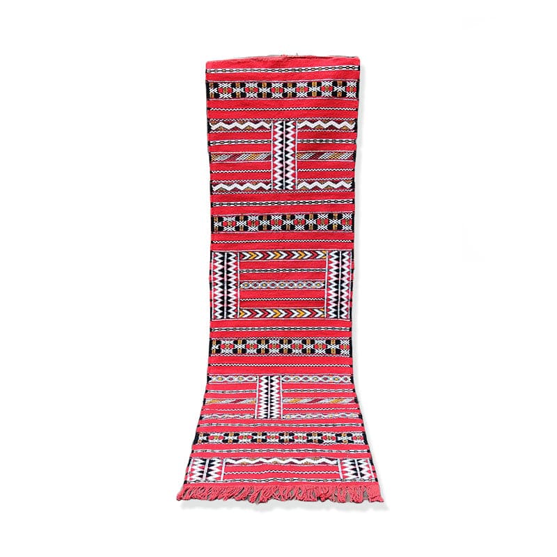 long tapis rouge ethnique kilim artisanal 