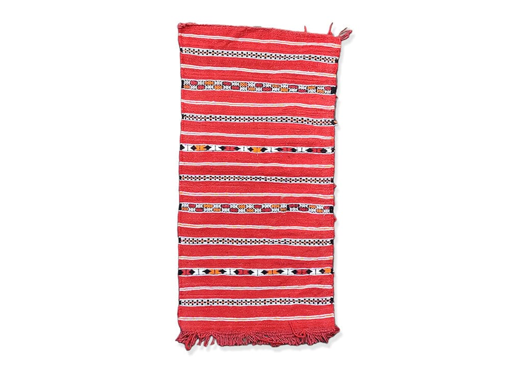 tapis ethnique rouge